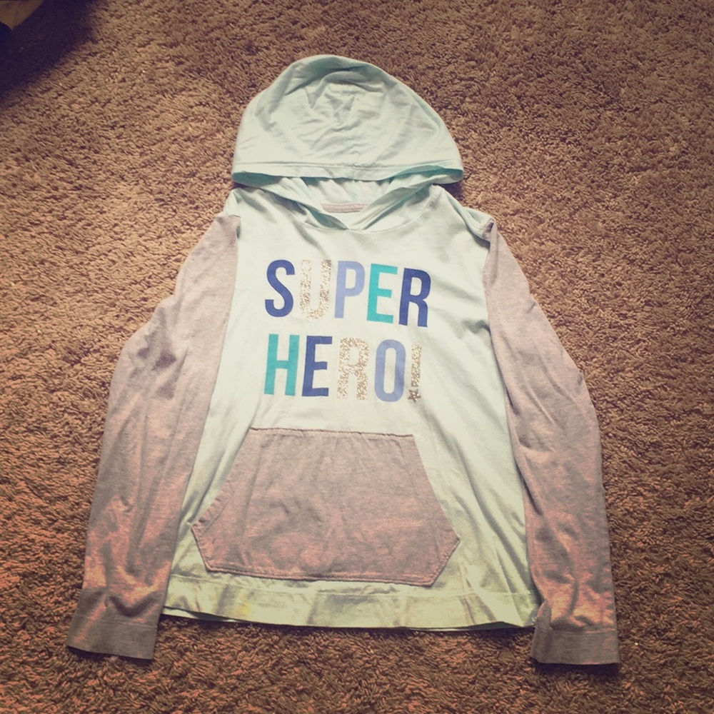 Hooded long sleeve shirt